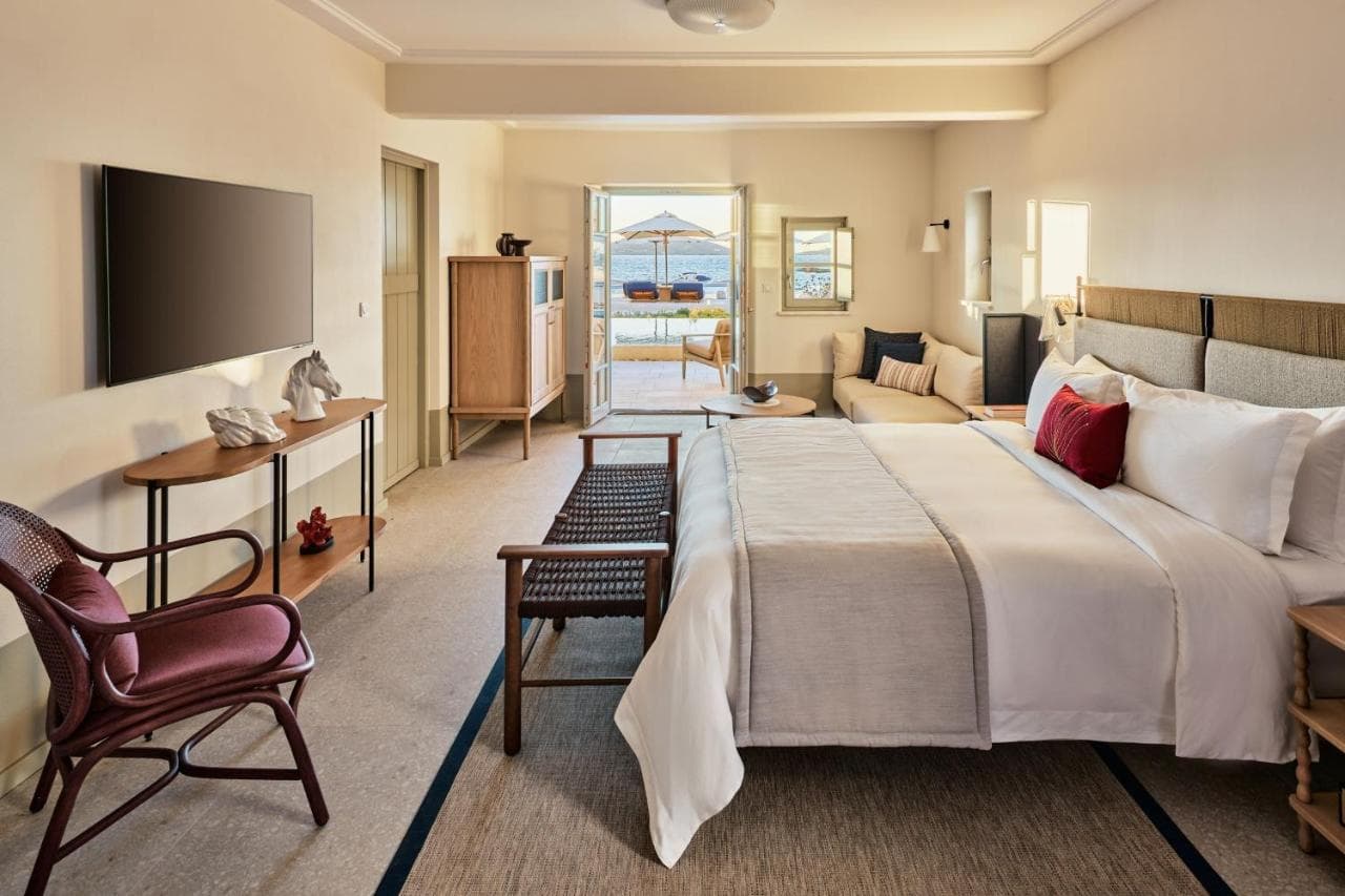 Cosme, a Luxury Collection Resort, Paros view 6