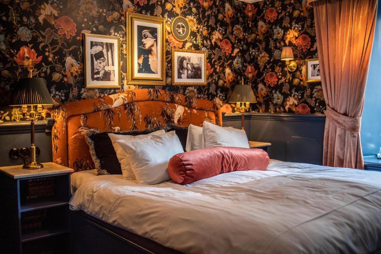 Hotel Pigalle view 6