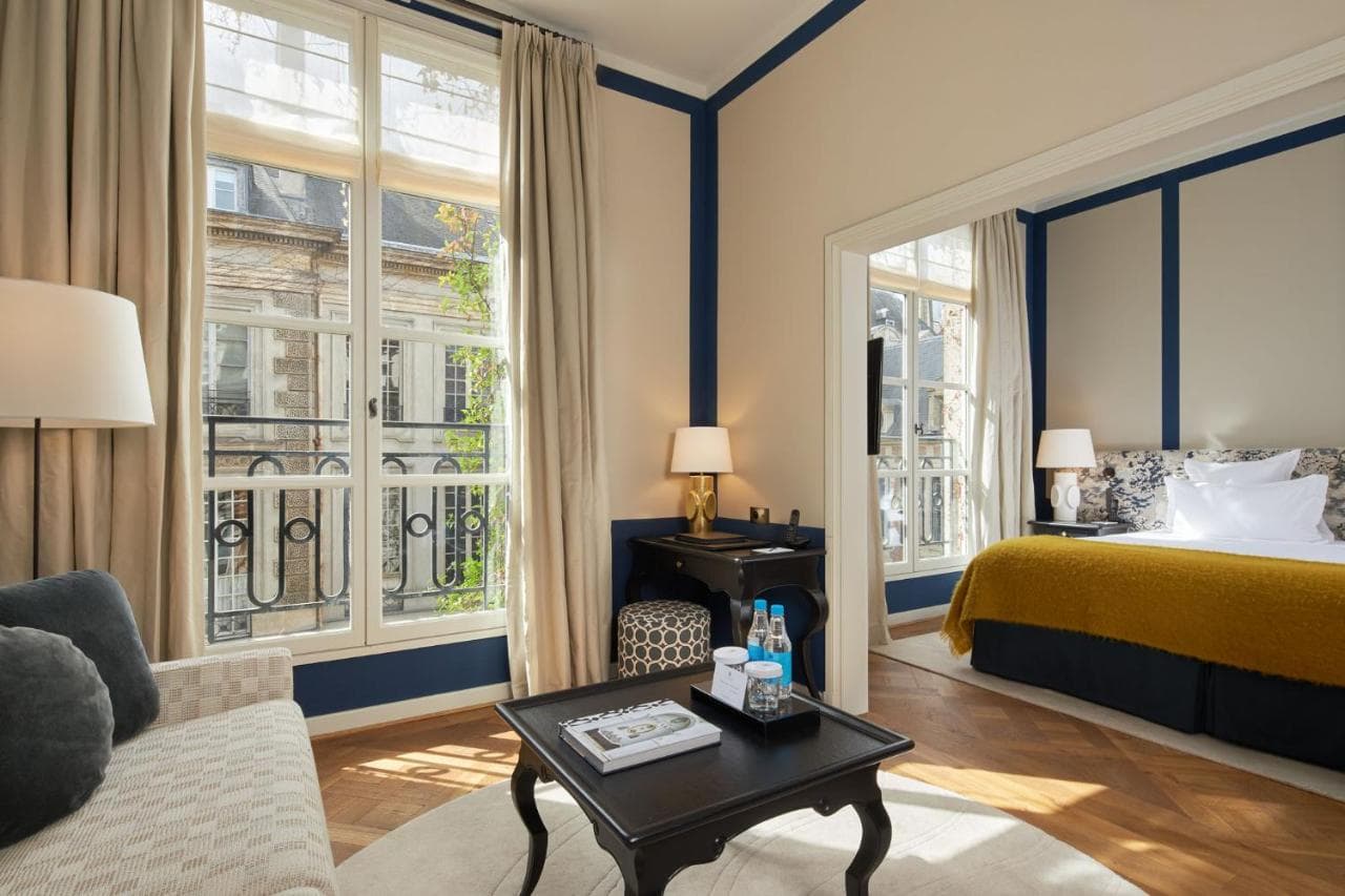 Le Pavillon de la Reine & Spa, Place des Vosges view 7