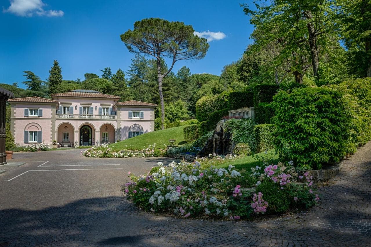 Villa Cora view 7
