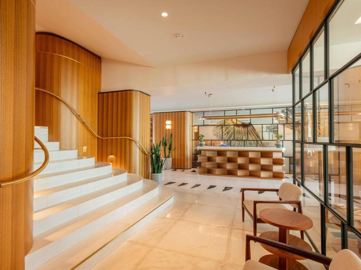 Mondrian Cannes view 7