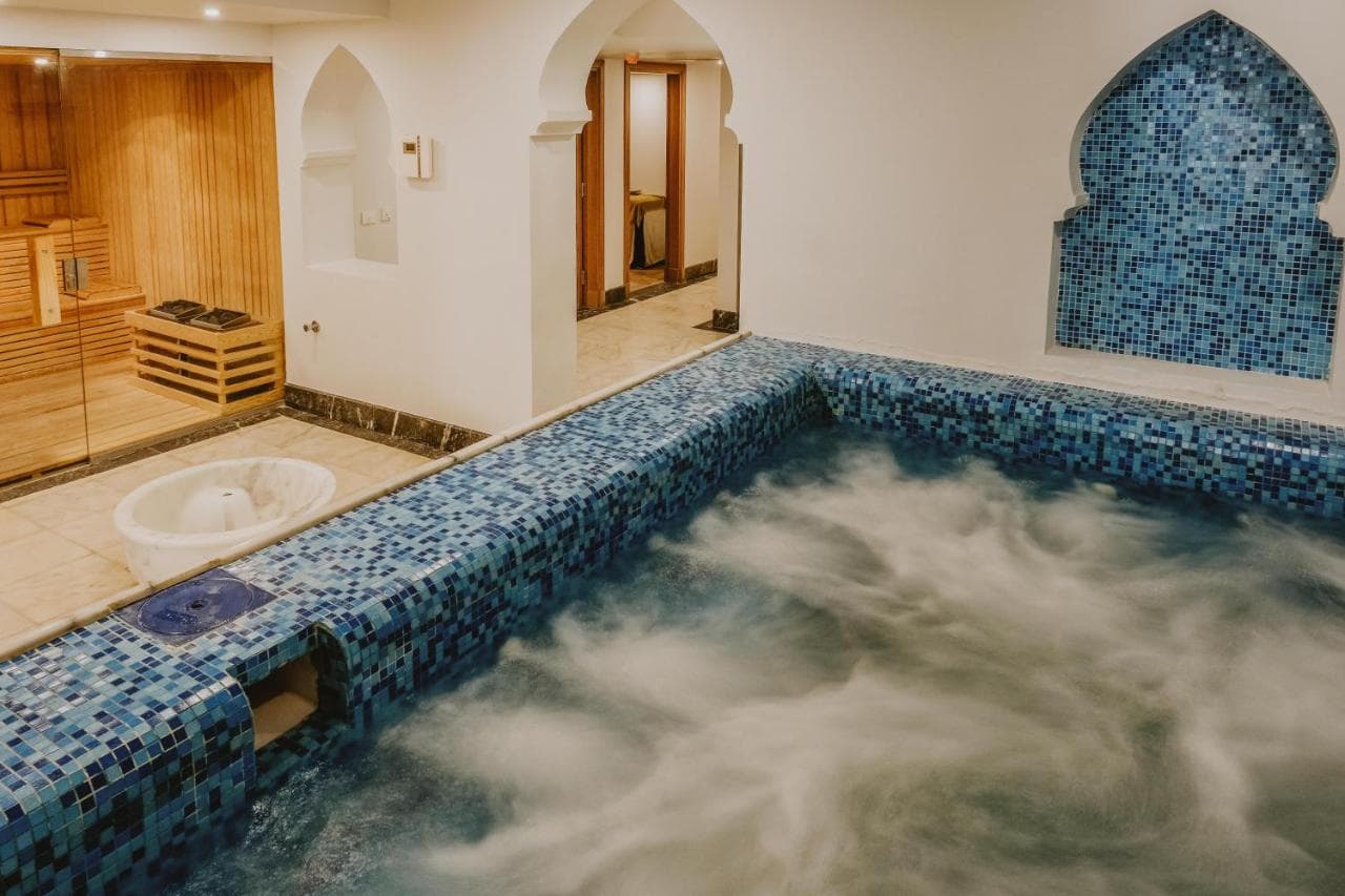 Baron Palms Adults Friendly Only 16 years plus Boutique Hotel Style view 8