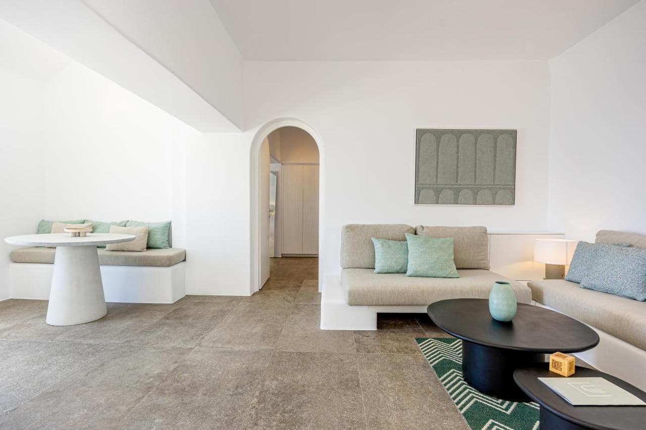 Canaves Oia Suites - Small Luxury Hotels of the World view 3