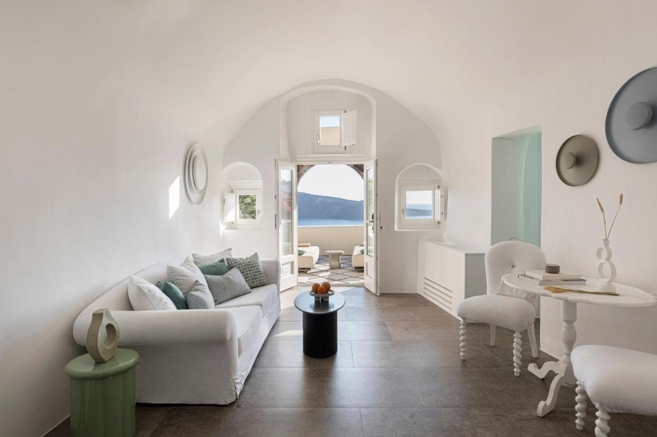 Canaves Oia Suites - Small Luxury Hotels of the World view 5