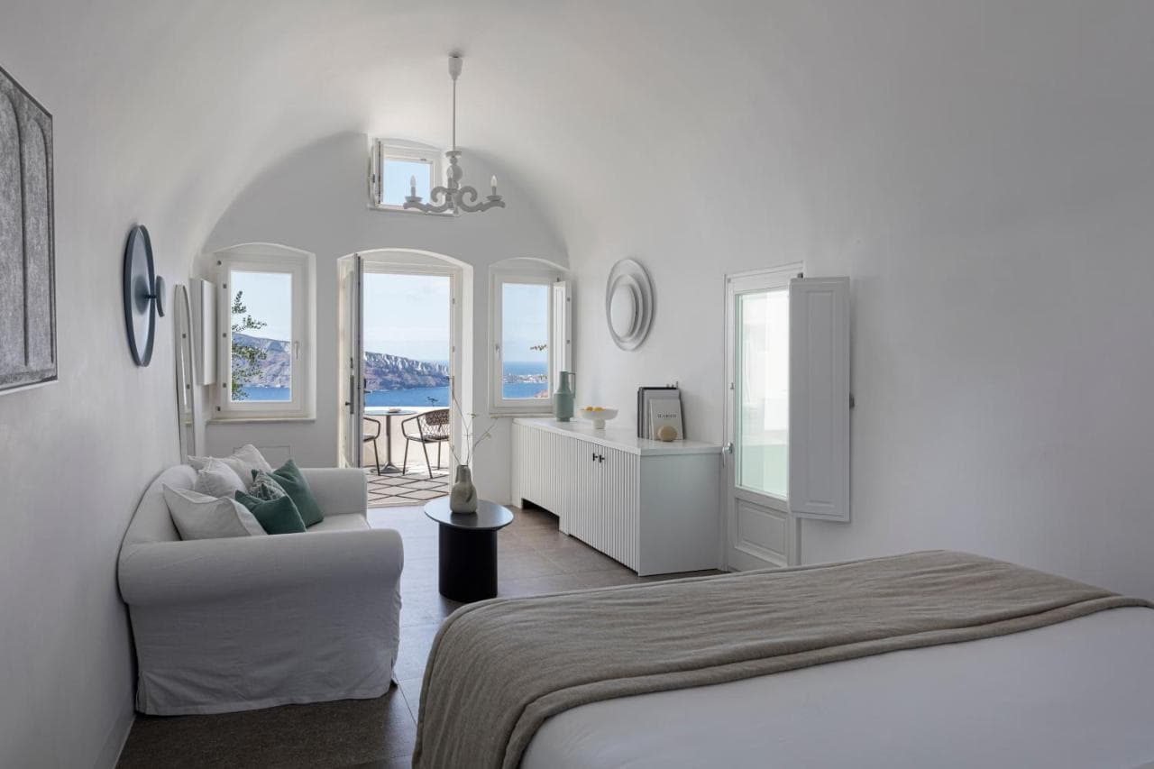 Canaves Oia Suites - Small Luxury Hotels of the World view 8