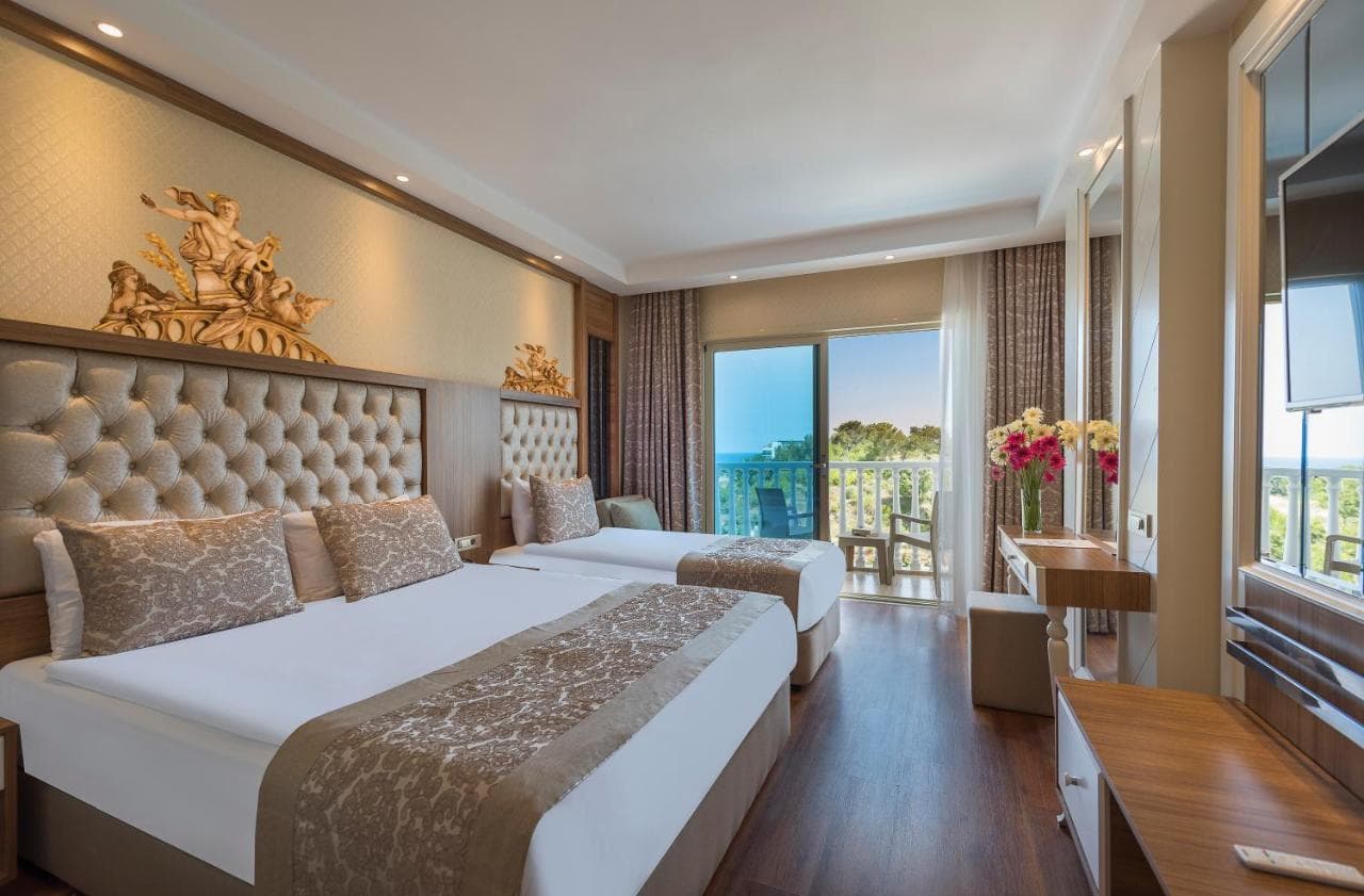 Oz Hotels Sui view 2
