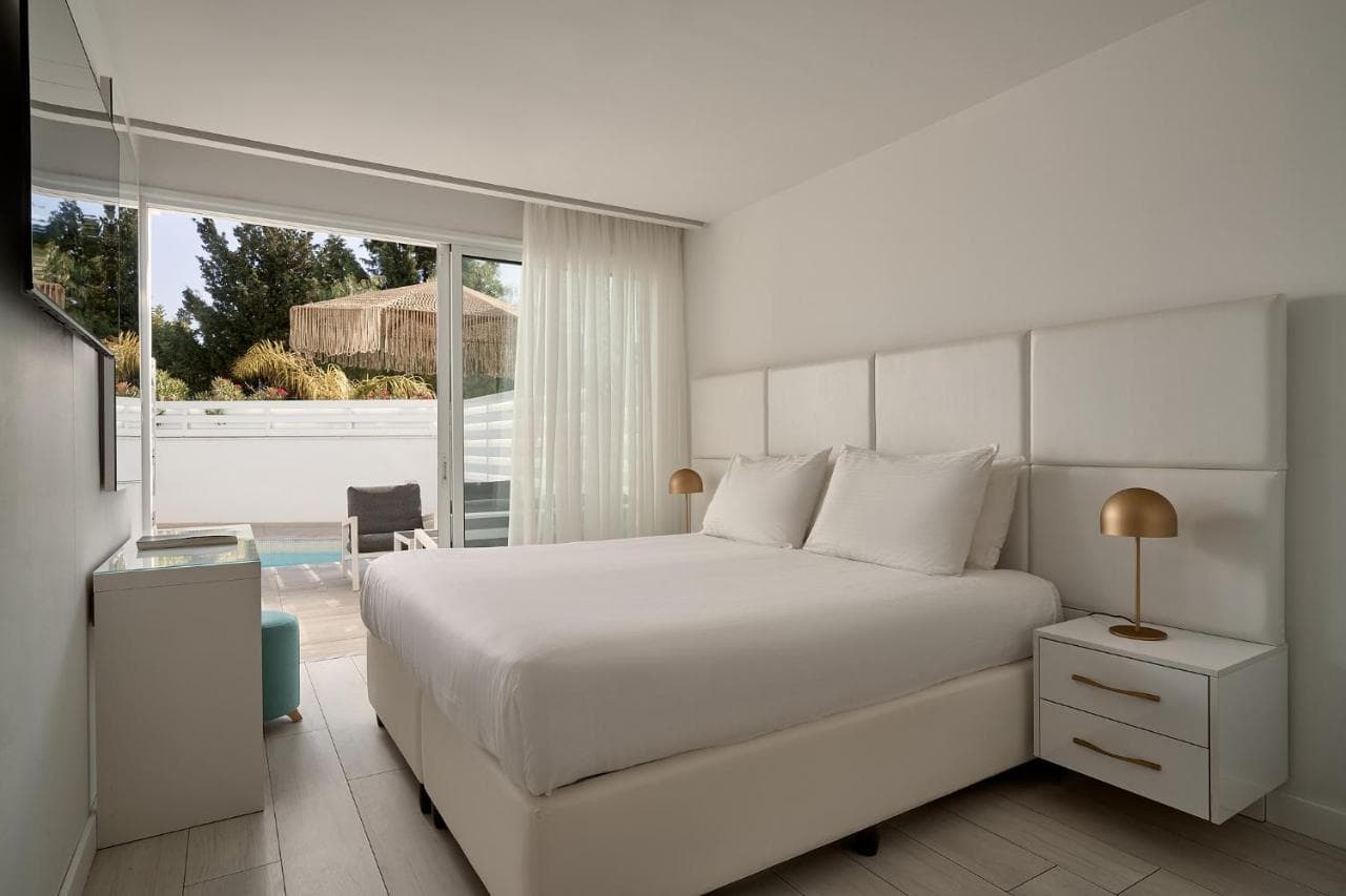Hotel Napa Suites (Adults Only) view 2