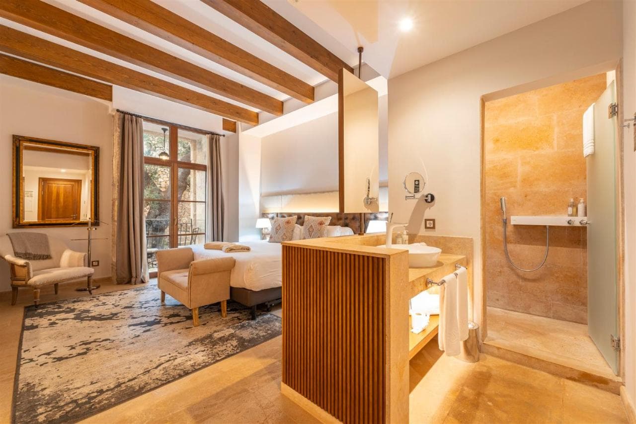 Hotel Creu de Tau Art & Spa - Adults Only view 3
