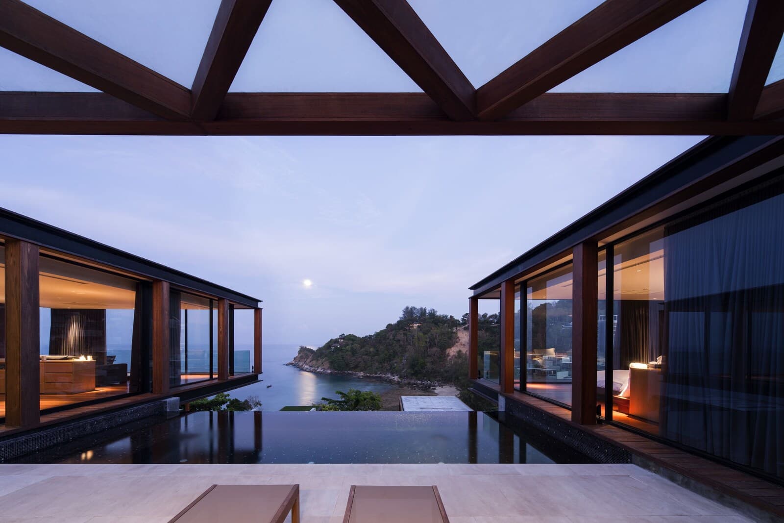 The Naka Phuket – Hauptbild