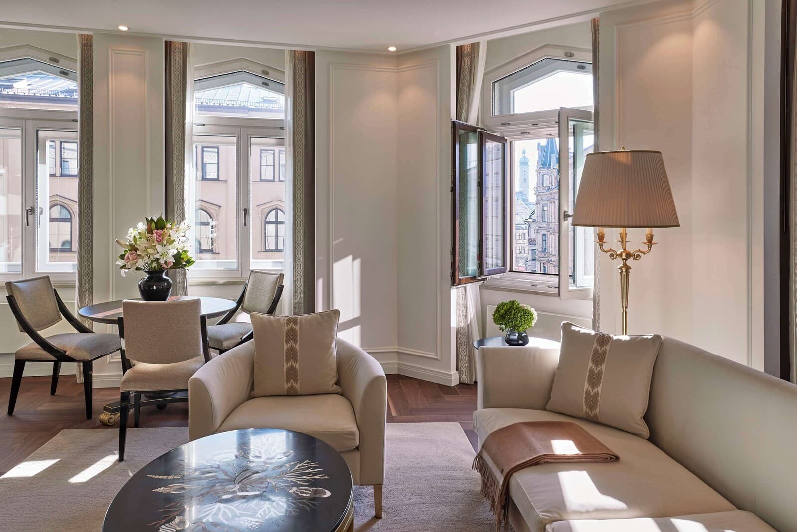 Vier Jahreszeiten Kempinski München – Bild 2